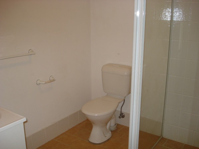 42 Carmichael Drive, West Hoxton NSW 2171