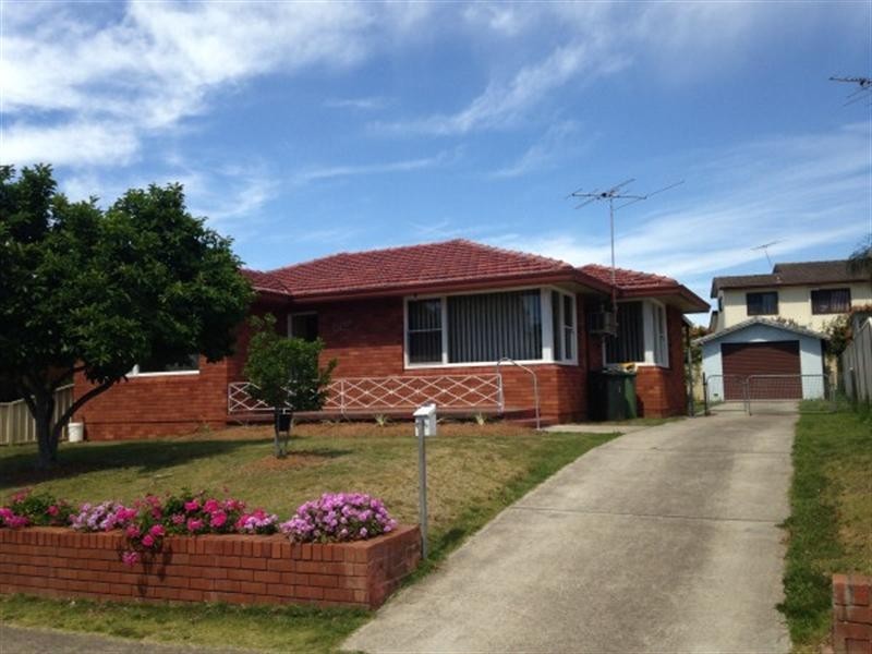3 Parkside Place, Mount Pritchard NSW 2170
