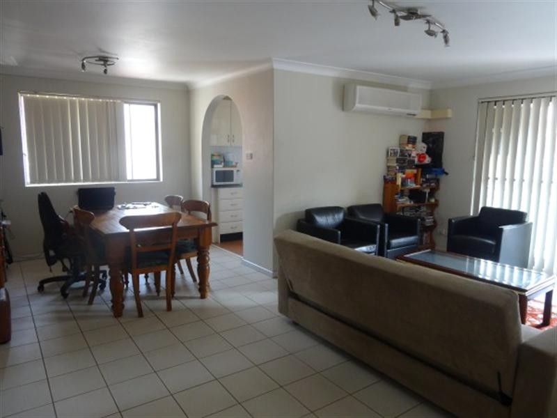 9/15 Hart Street, Warwick Farm NSW 2170