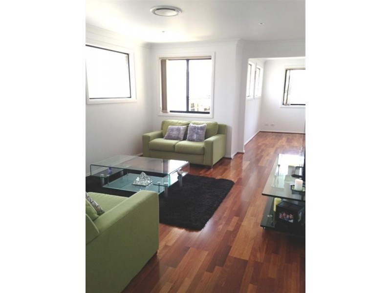 9b/8 Boldrewood Avenue, Casula NSW 2170