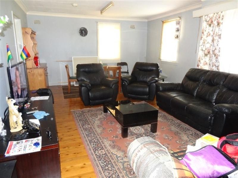 126 Willan Drive, Cartwright NSW 2168