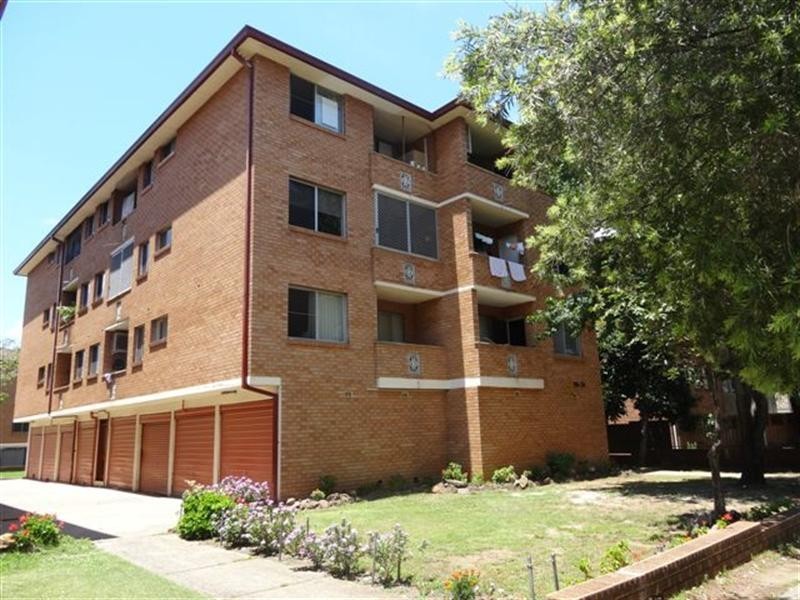 4/68 Bigge Street, Liverpool NSW 2170