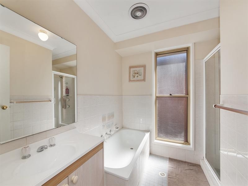 40 Doncaster Avenue, Casula NSW 2170