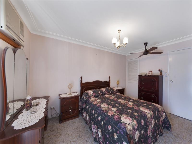 15 Bannister Place, Mount Pritchard NSW 2170