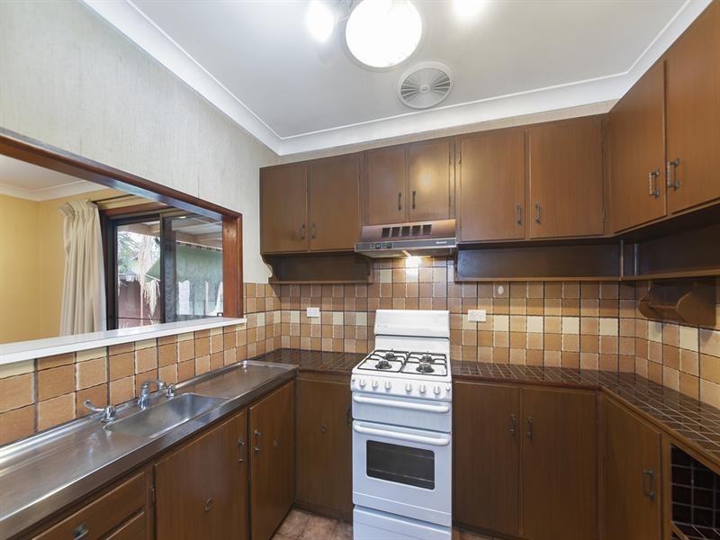 4 Kendee Street, Sadleir NSW 2168