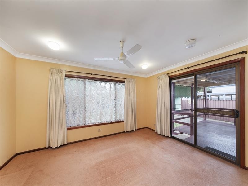 4 Kendee Street, Sadleir NSW 2168