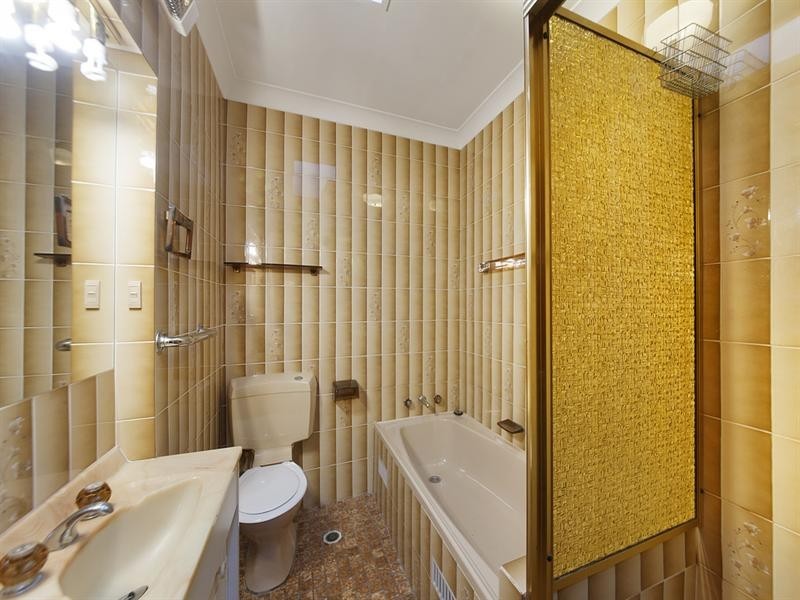 4 Kendee Street, Sadleir NSW 2168