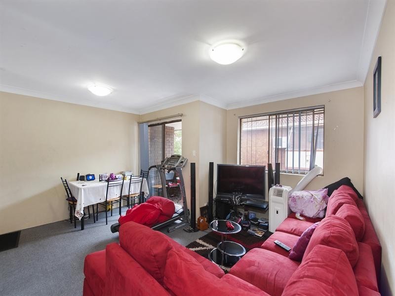 19/7-9 Forbes Street, Warwick Farm NSW 2170