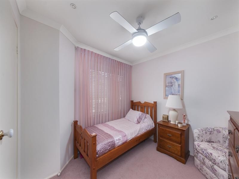 11 Sandalwood Close, Casula NSW 2170