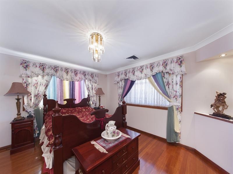 Chipping Norton NSW 2170