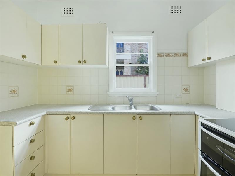 43 Swain Street, Moorebank NSW 2170