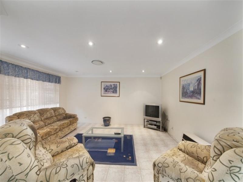 39 Gabriella Avenue, Cecil Hills NSW 2171