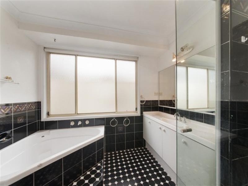 39 Gabriella Avenue, Cecil Hills NSW 2171