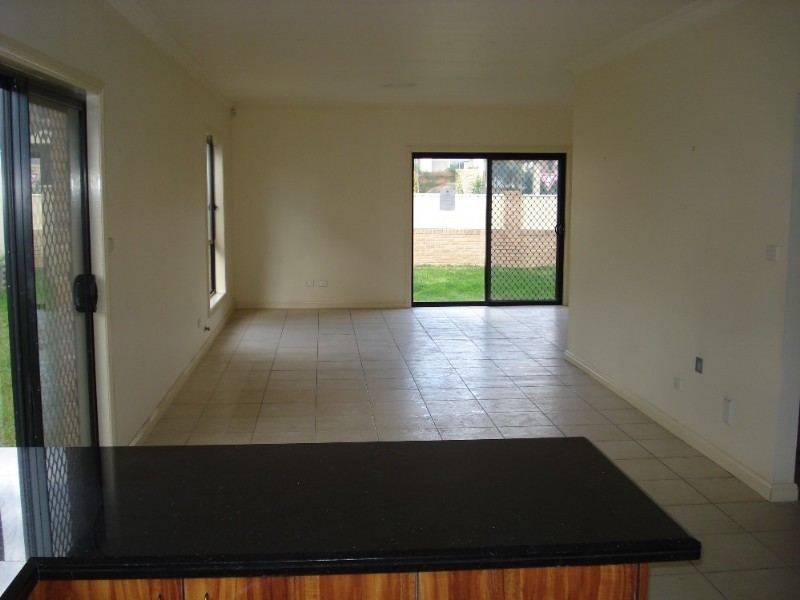 10 Joshua Moore Drive, Horningsea Park NSW 2171