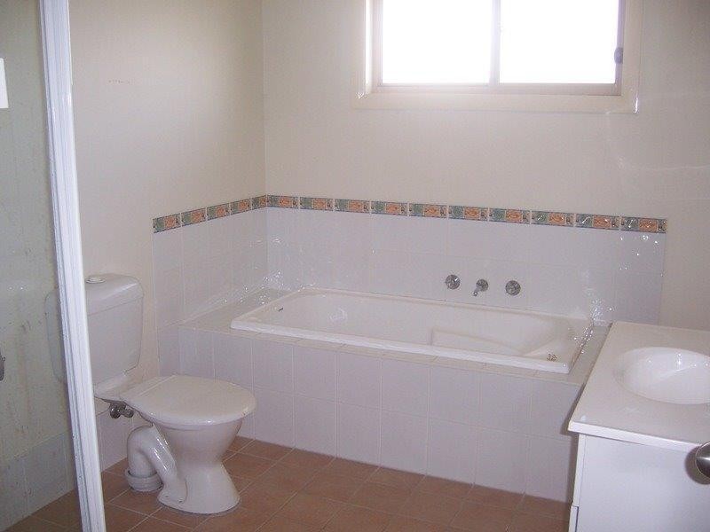 10/42B Graham Avenue, Casula NSW 2170