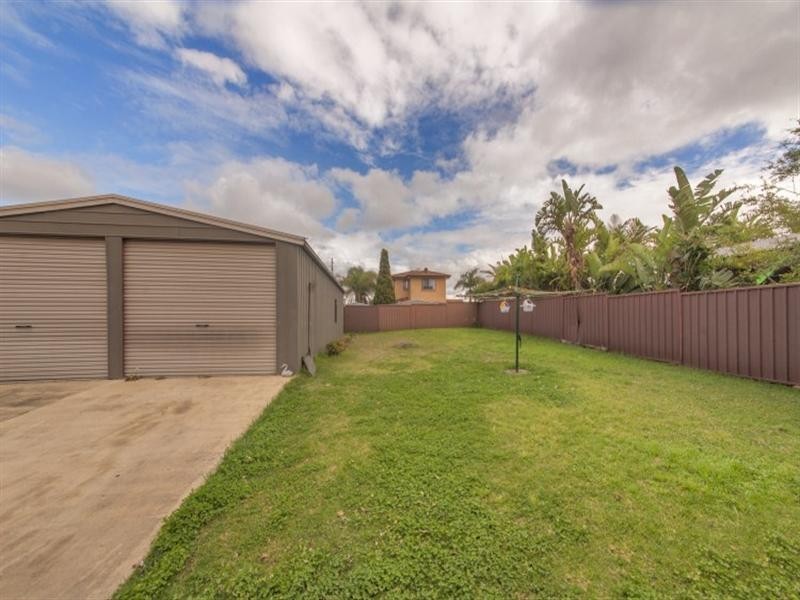 4 Dove Place, Hinchinbrook NSW 2168