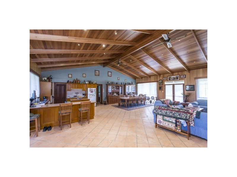 127 Kettles Lane, Tallong NSW 2579