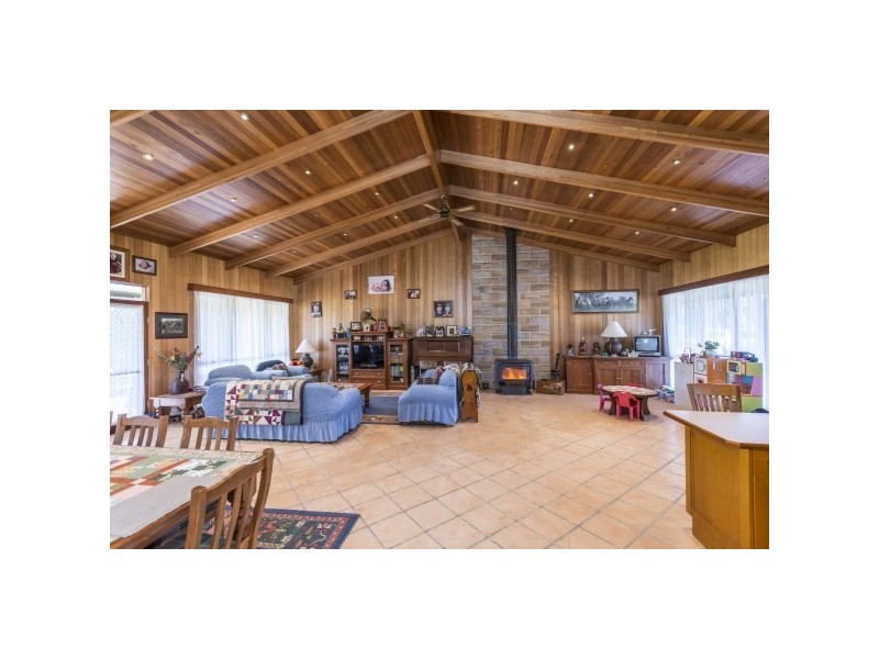 127 Kettles Lane, Tallong NSW 2579