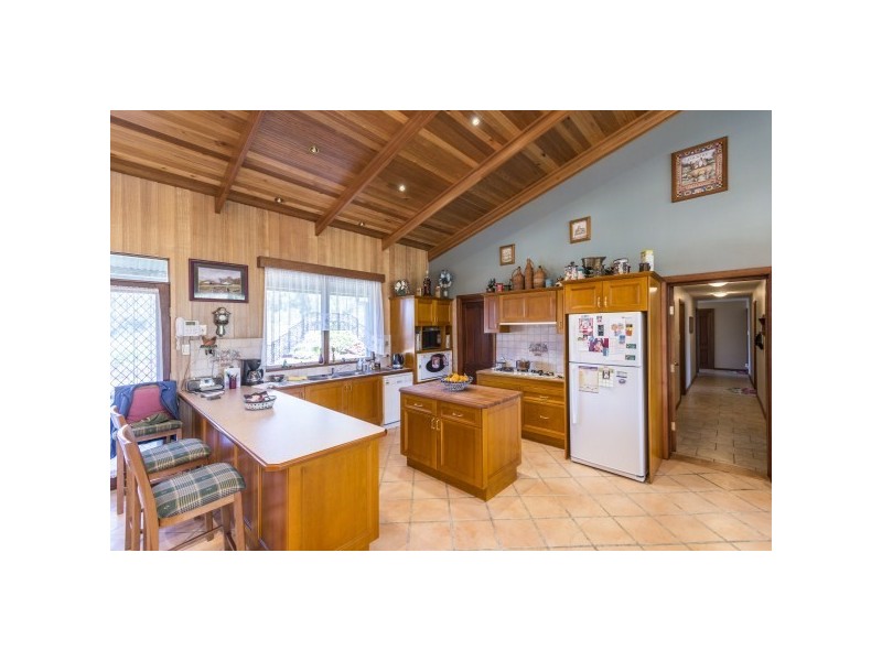 127 Kettles Lane, Tallong NSW 2579