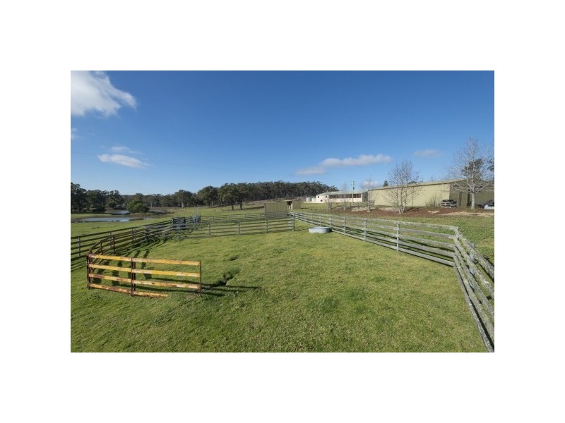 127 Kettles Lane, Tallong NSW 2579