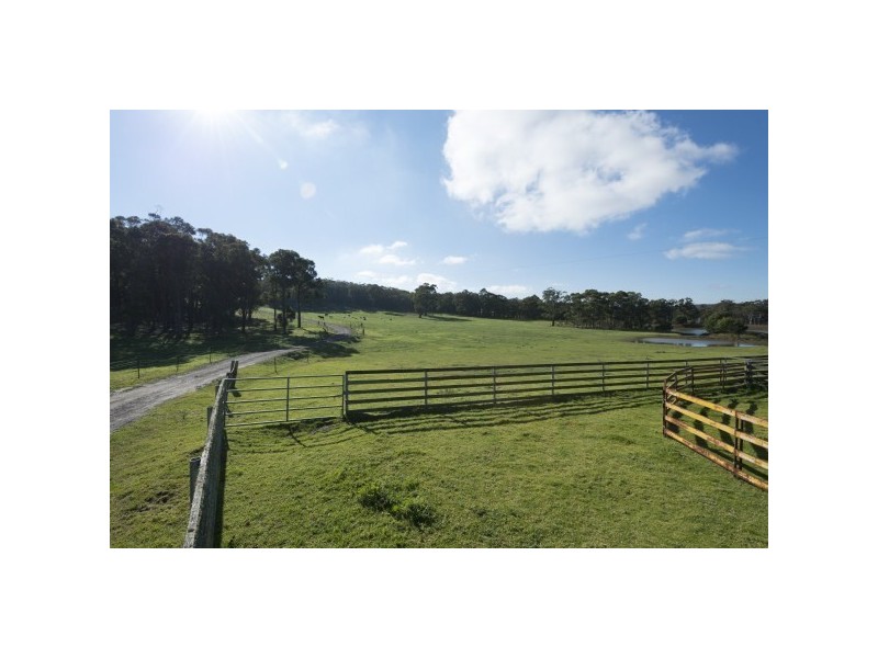 127 Kettles Lane, Tallong NSW 2579