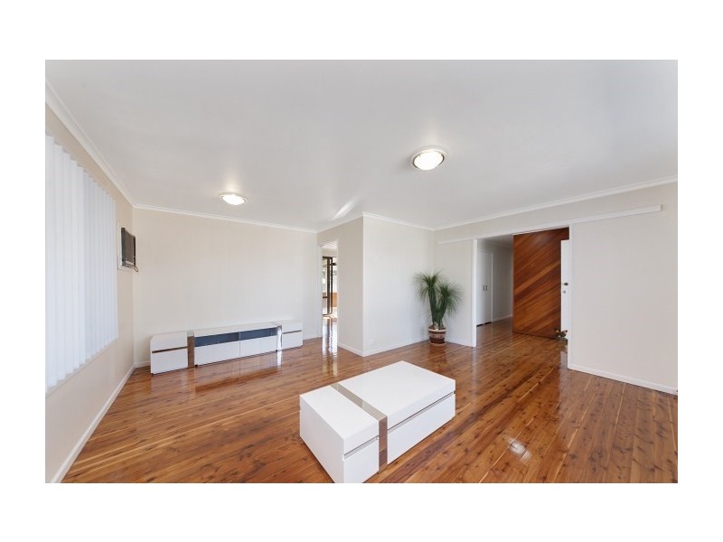 25 Holly Avenue, Chipping Norton NSW 2170