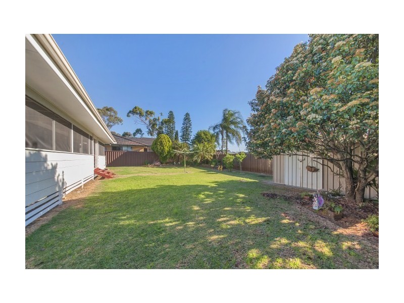 25 Holly Avenue, Chipping Norton NSW 2170