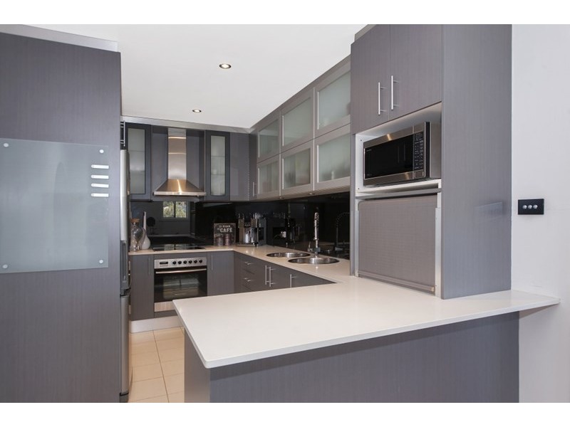 29 Hillview Parade, Lurnea NSW 2170