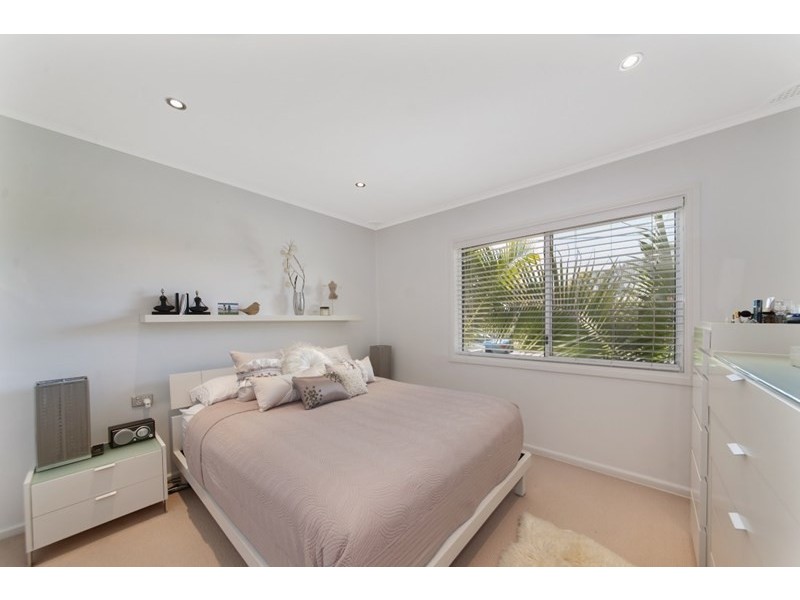 29 Hillview Parade, Lurnea NSW 2170