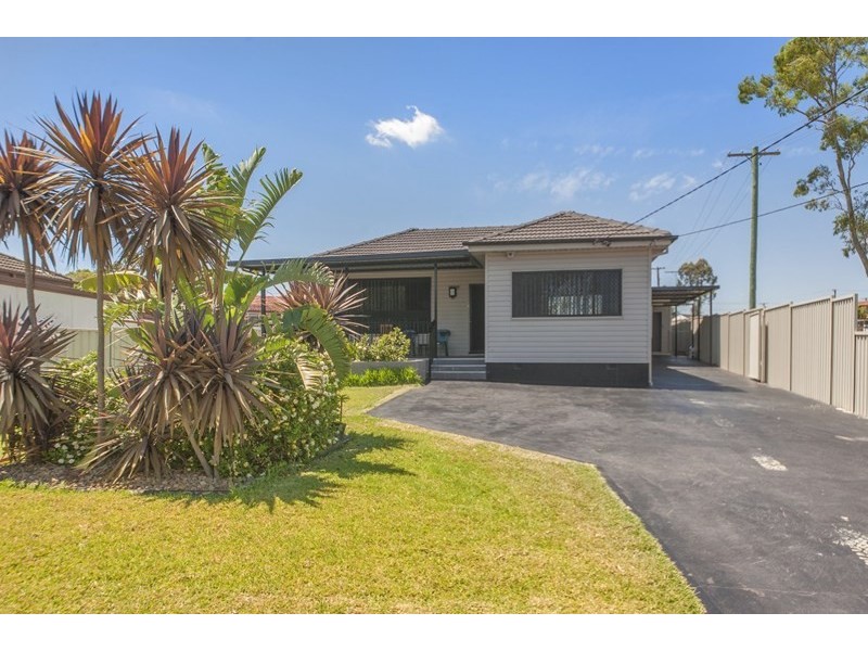 30 Lions Avenue, Lurnea NSW 2170