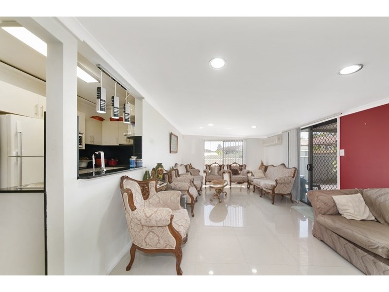 30 Lions Avenue, Lurnea NSW 2170