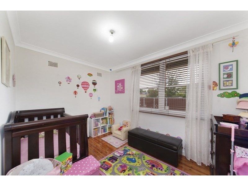 1 O’Neile Crescent, Lurnea NSW 2170