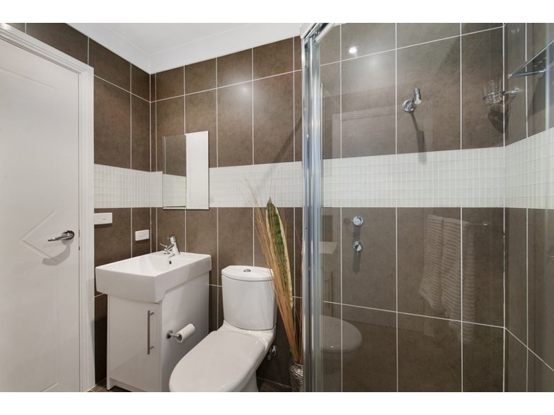 6 Chadley Place, West Hoxton NSW 2171