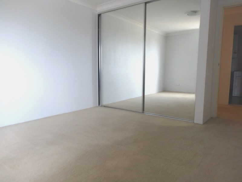 18/16-18 Bigge Street, Liverpool NSW 2170