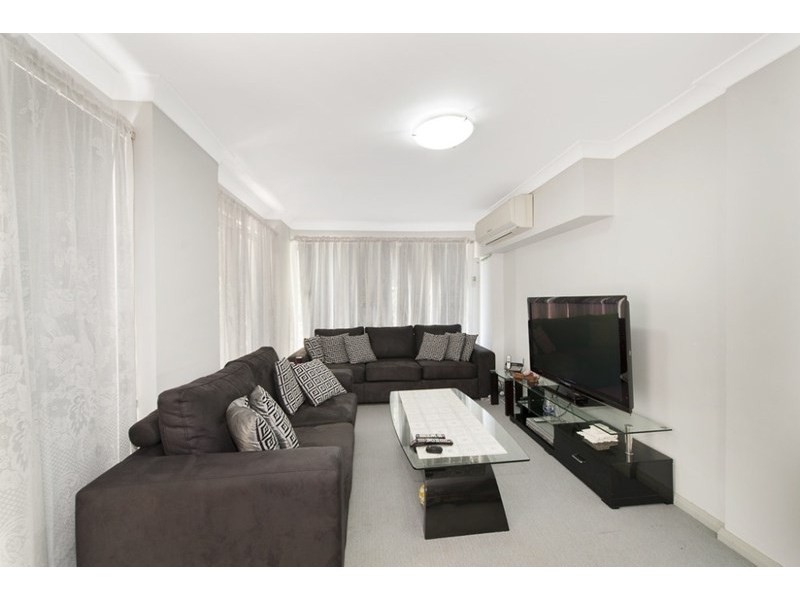 1/17-19 Northumberland Street, Liverpool NSW 2170