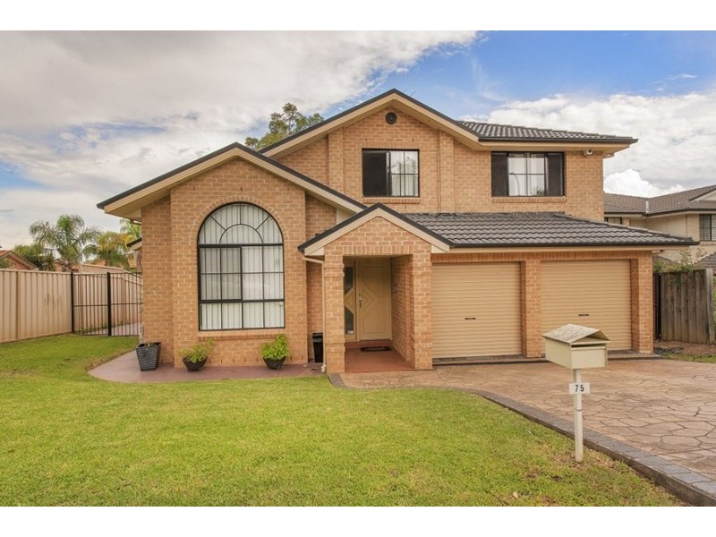 75 Kendall Drive, Casula NSW 2170