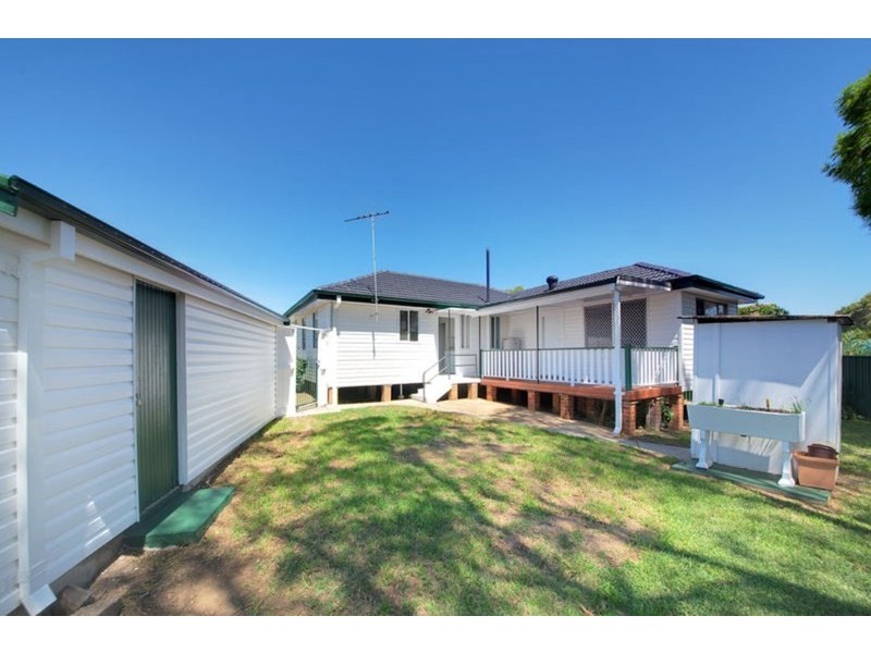 17 Facey Crescent, Lurnea NSW 2170