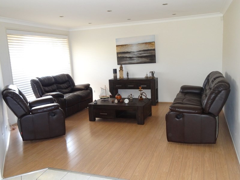 29 Flinders Crescent, Hinchinbrook NSW 2168