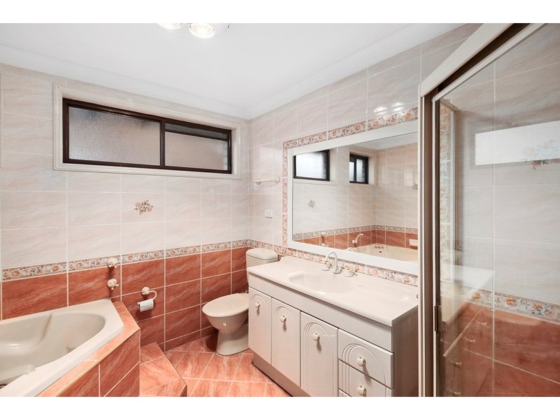 60 Woodland Crescent, Narellan NSW 2567