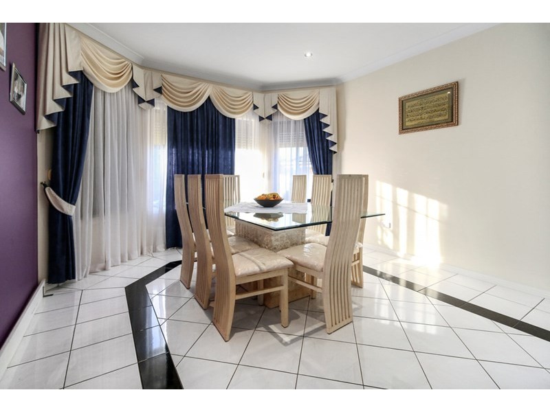 83 Horningsea Park Drive, Horningsea Park NSW 2171