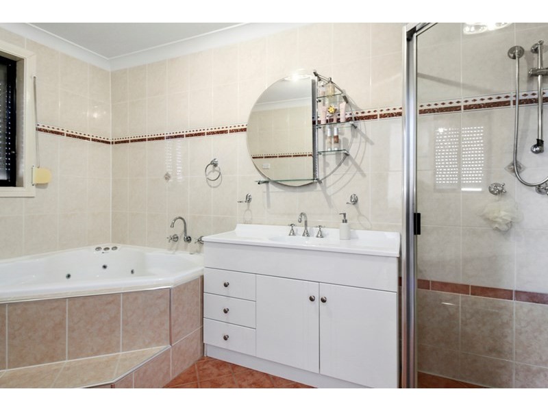 83 Horningsea Park Drive, Horningsea Park NSW 2171