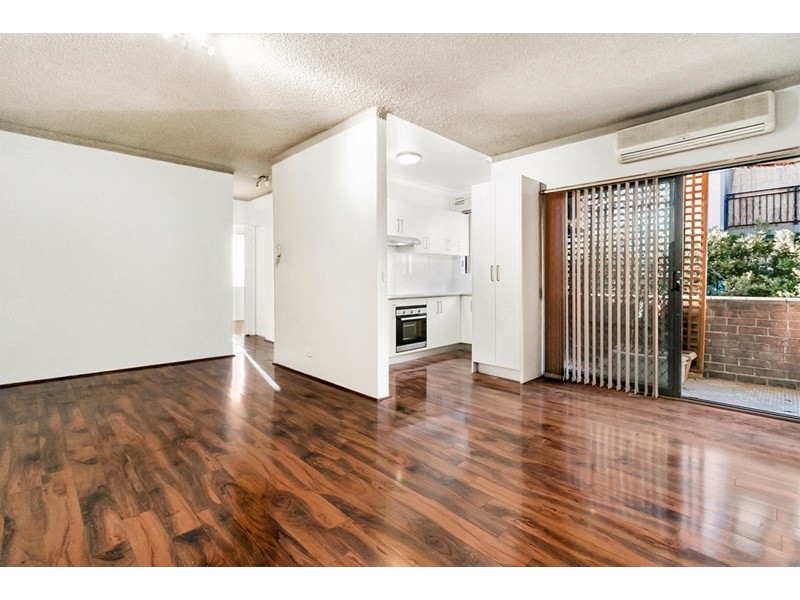 1/15-17 Charles Street, Liverpool NSW 2170