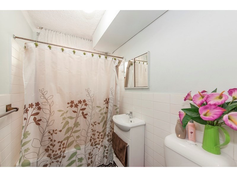 13/5 Drummond Street, Warwick Farm NSW 2170