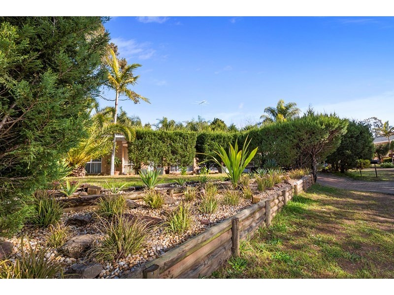 10 White Way, Casula NSW 2170