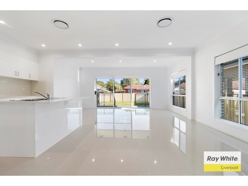 15B Market Street, Moorebank NSW 2170