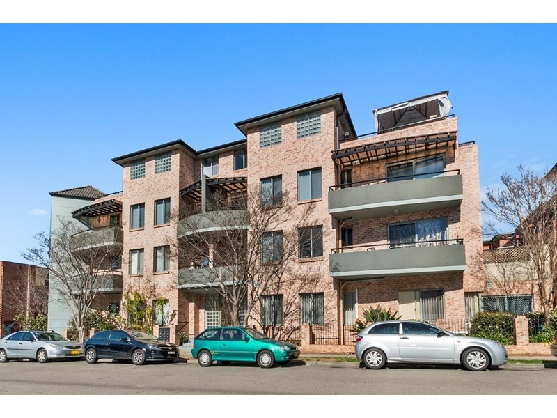 4/18-20 Norfolk Street, Liverpool NSW 2170