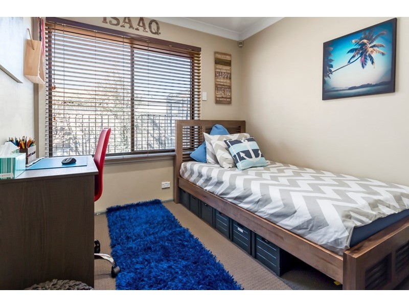 6 Wedge Place, Lurnea NSW 2170