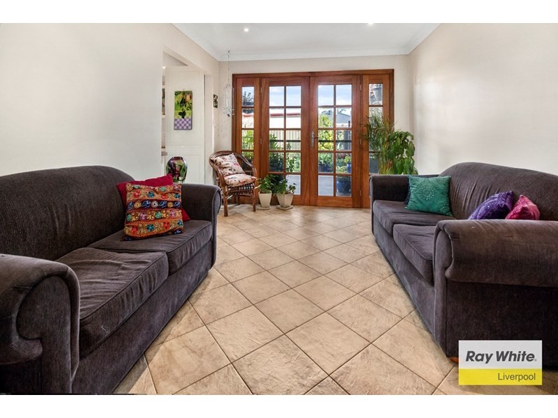 16 Medley Avenue, Liverpool NSW 2170