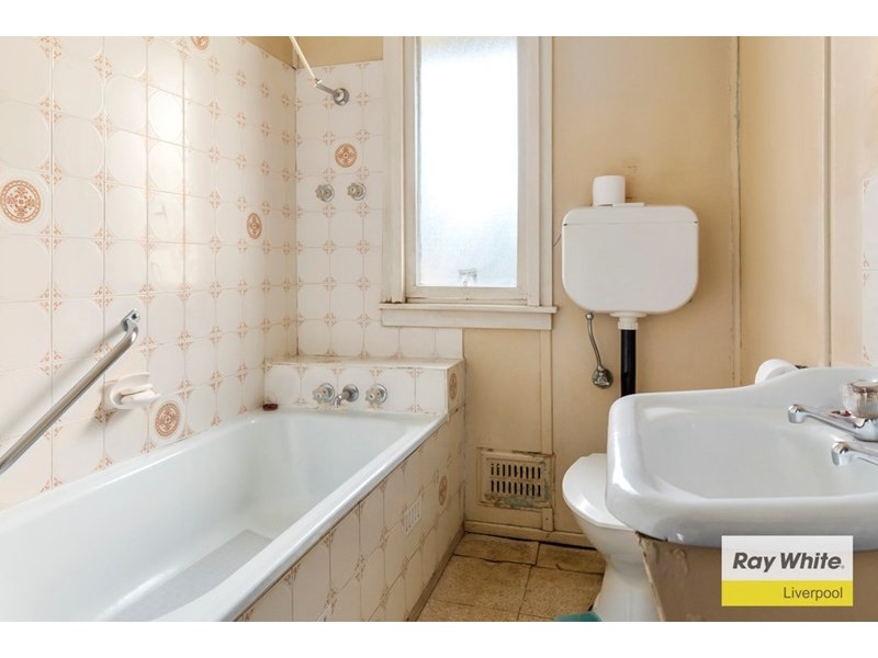 78 Sutton Road, Ashcroft NSW 2168