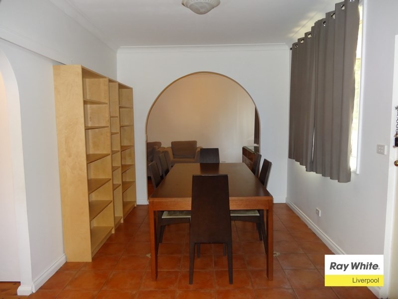 9 Grevillea Crescent, Prestons NSW 2170